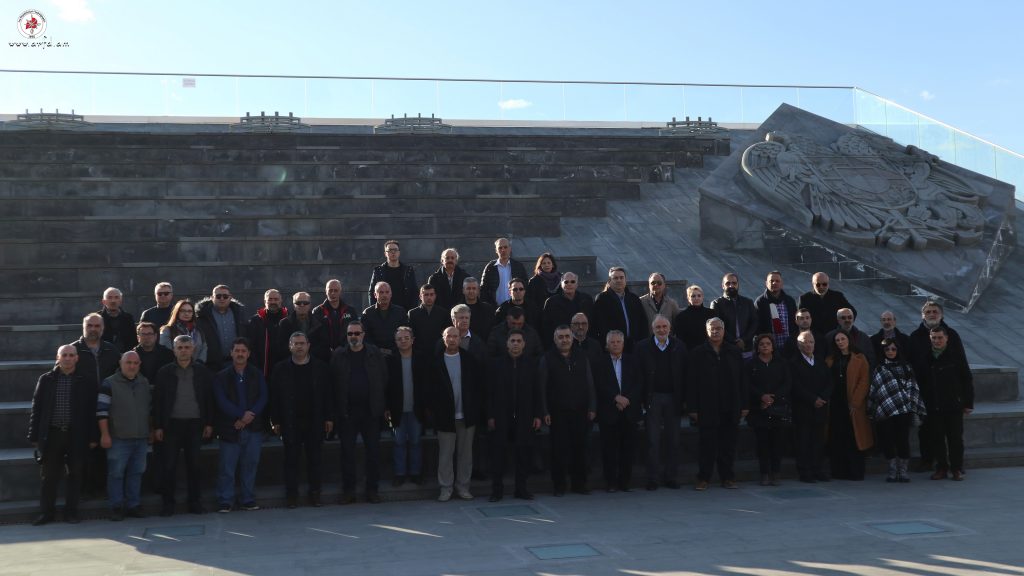 Փետրվարի 28-ին Հայաստանում կմեկնարկի ՀՅԴ 34-րդ Ընդհանուր ժողովը. Արեւմտյան ԱՄՆ շրջանի պատվիրակությունը բաղկացած է յոթից.